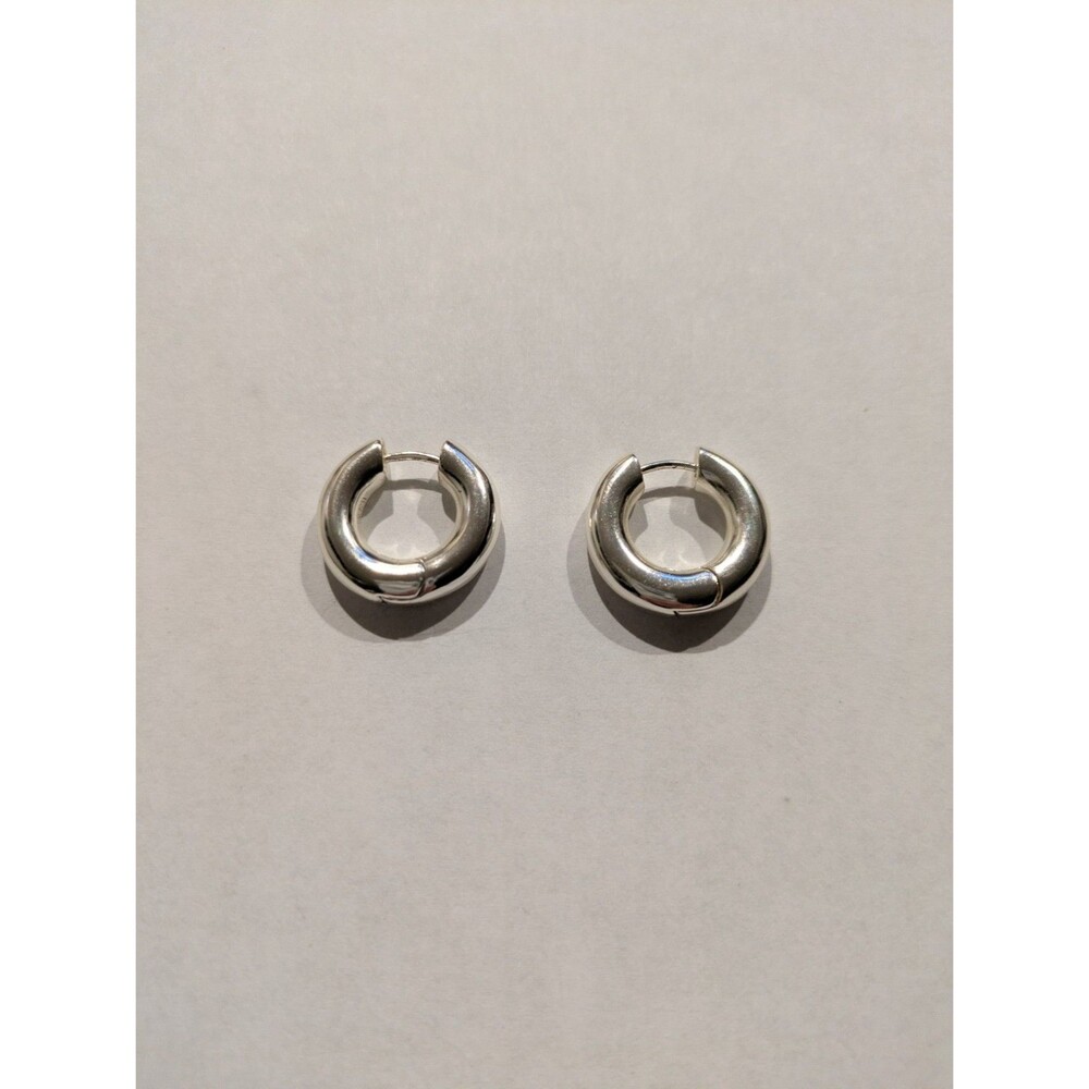 J Crew Minimalist Putty Huggie Hoop Earrings Chic Women Everyday Jewelry Silver